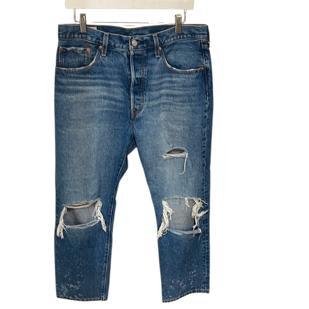 Levi’s 501 Distressed Straight Leg Jeans SZ 31 Button Fly High Waist